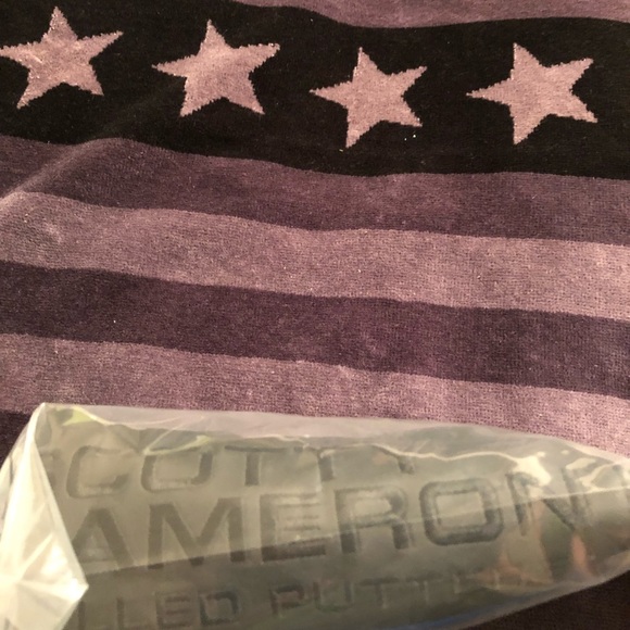 Scotty Cameron Club Cameron Putter Cover - Picture 3 of 3